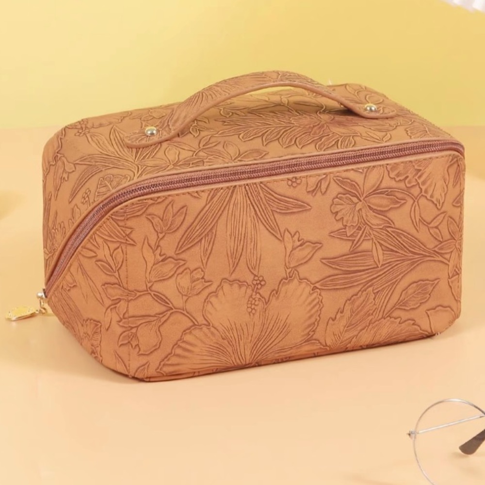 Makeup bag